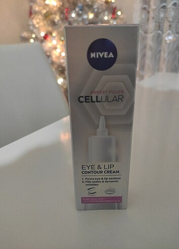 Nivea Hyaluron Cellular Filler Sıkılaştırıcı ve Yaşlanma Karşıtı