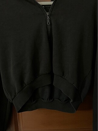 s Beden Fermuarlı kapüşonlu crop sweatshirt