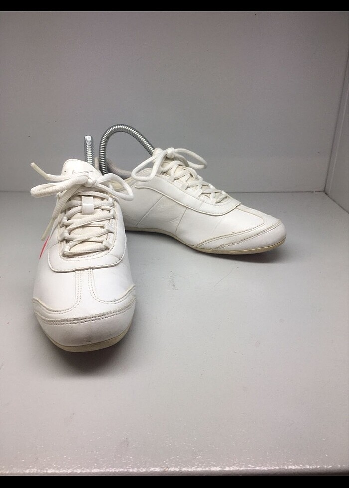 NİKE MARKA SPOR AYAKKABI - Görsel 3