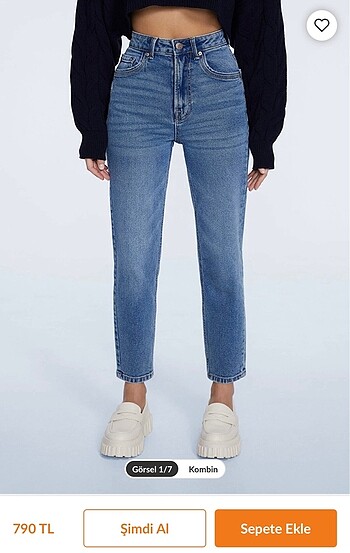 Stradivarius Slim Mom Jean