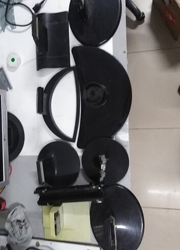 Çeşitli model Monitör ve TV ayakları 