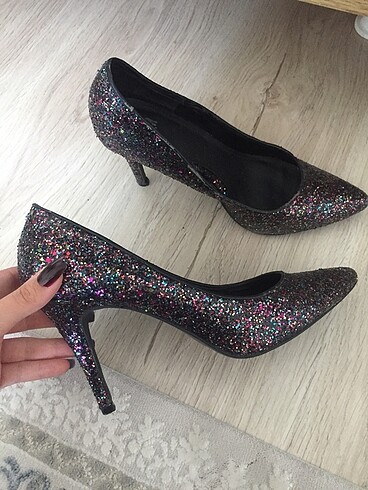H&M stiletto