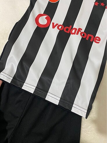 5 Yaş Beden siyah Renk Erkek Çocuk Beşiktaş forması şortlu takım