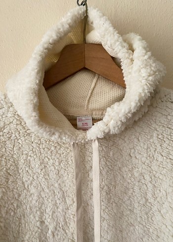 Kadın Beyaz Kapüşonlu Uzun Kollu Sweatshirt - Görsel 7