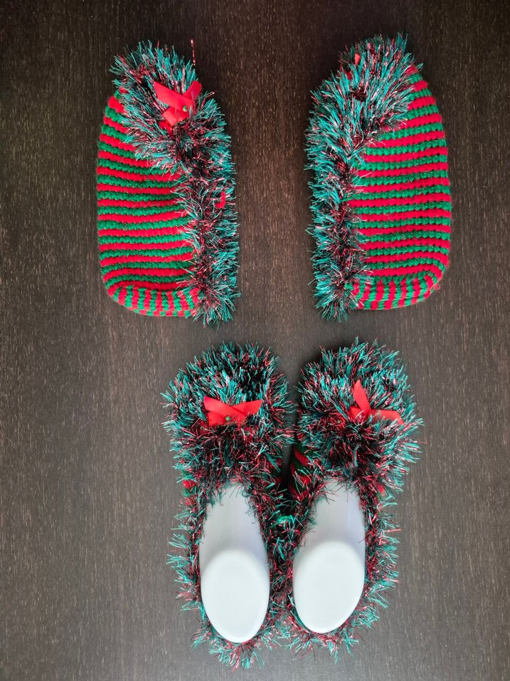 Renkli Örgü Kız Çocuk Ev Terliği  adet fiyatıdır... - Görsel 2