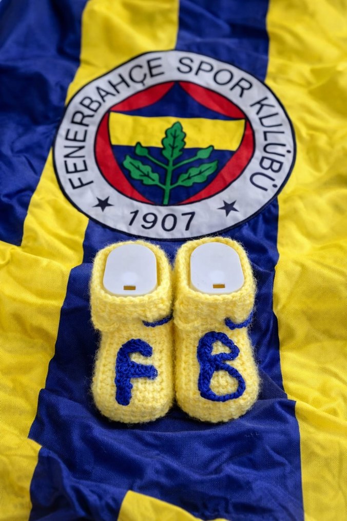 Sarı lacivert taraftar  Nakışlı Örgü Bebek Patik - Görsel 2