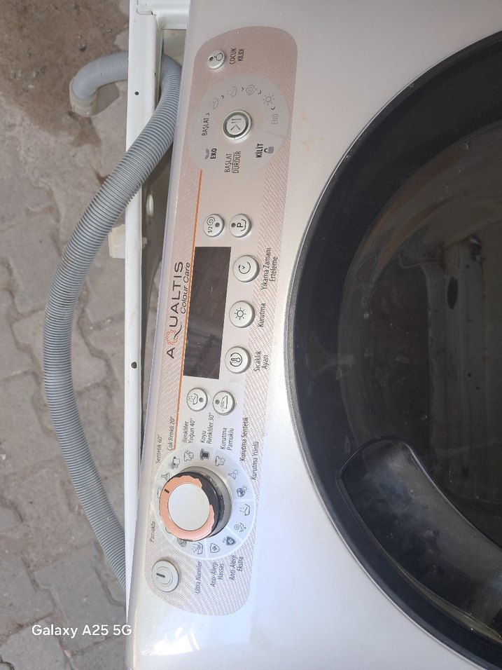 Hotpoint Ariston Gri Çamaşır Makinesi ön panel - Görsel 2