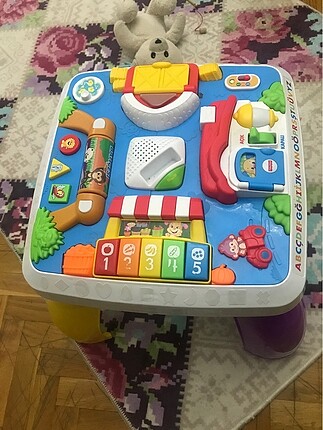 Fisher Price Eğitici bebek masası