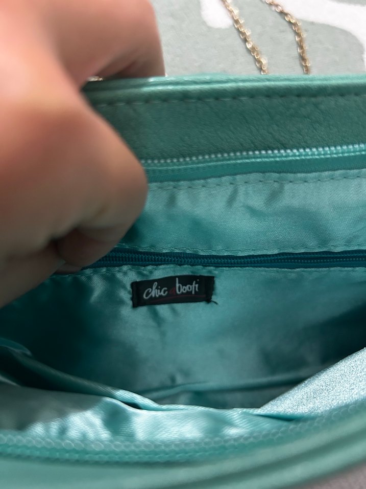 Suni Deri Turkuaz Zincir Askılı Çanta - Görsel 3