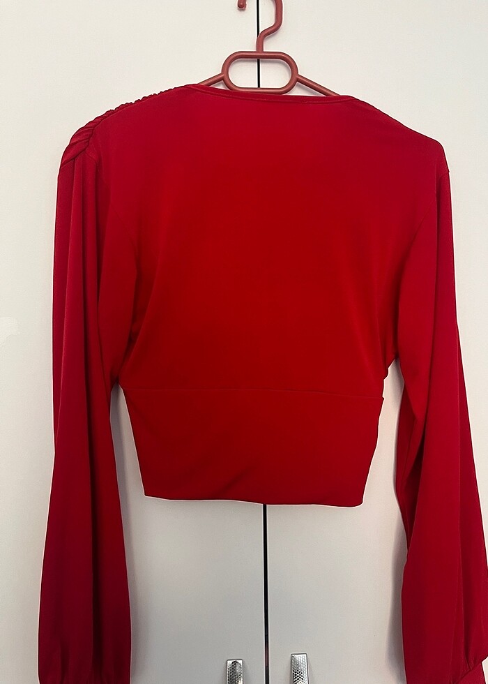 Kırmızı crop - Görsel 4