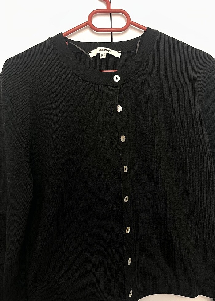 Siyah hırka - Görsel 3