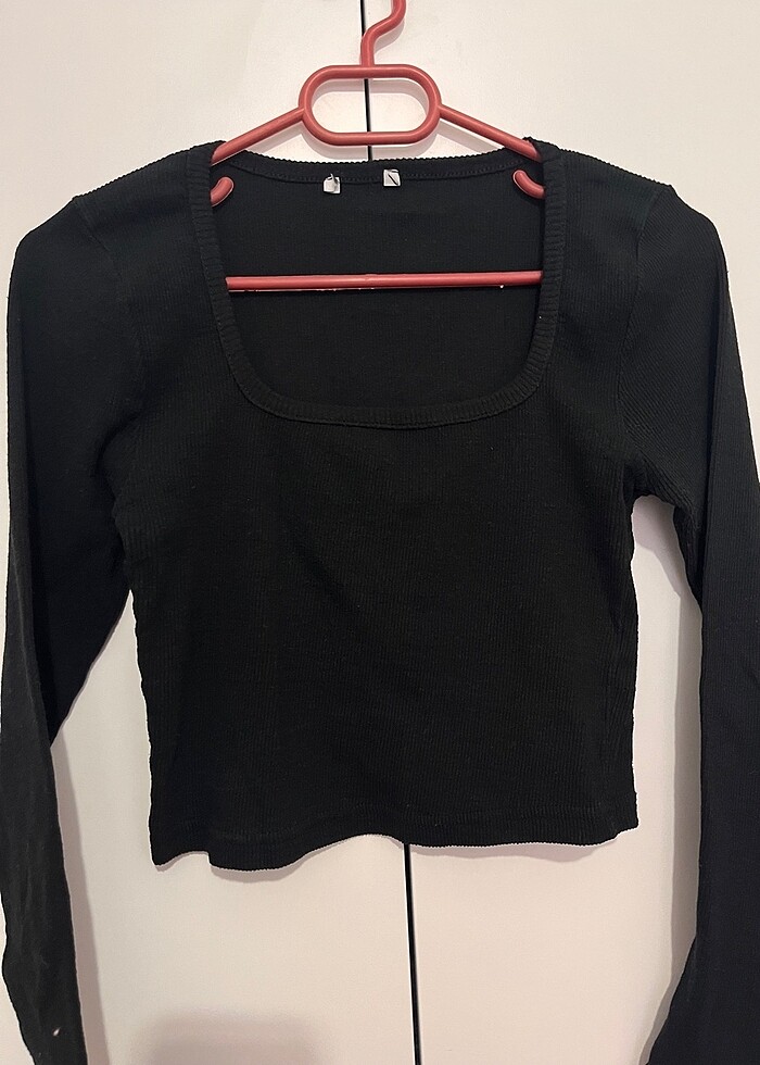 Siyah kare yaka bluz - Görsel 2