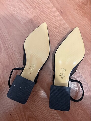 Siyah mat sivri burunlu kısa blok topuklu - Görsel 6