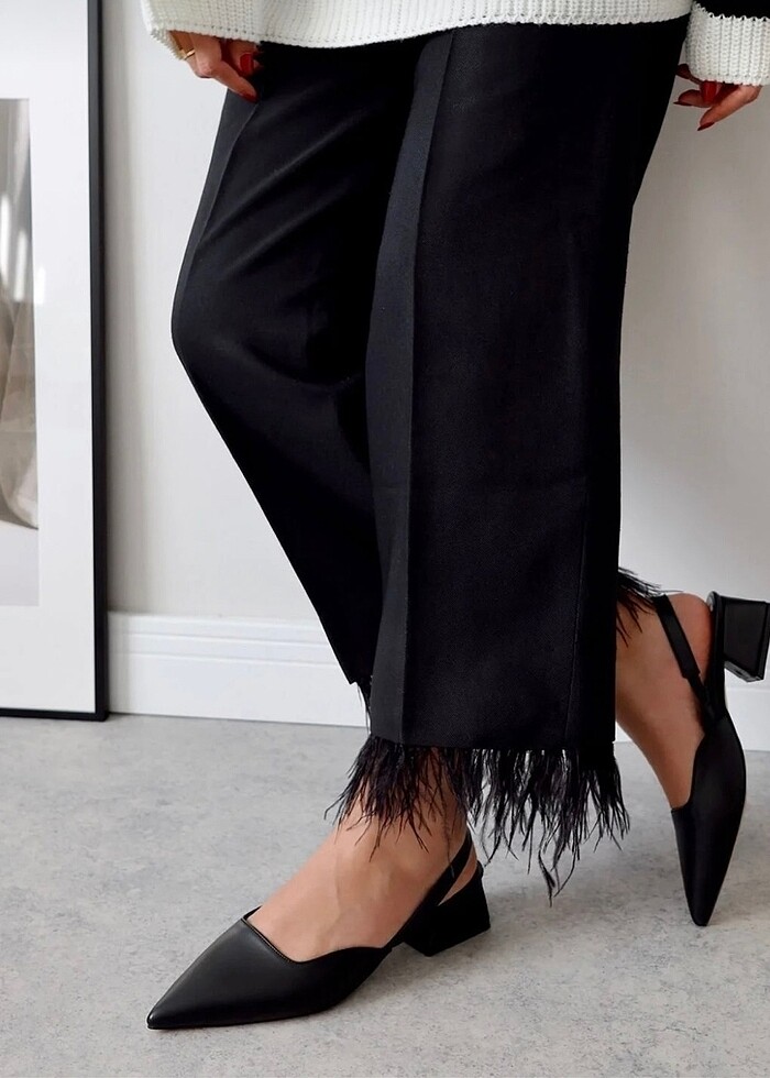 Siyah mat sivri burunlu kısa blok topuklu - Görsel 4