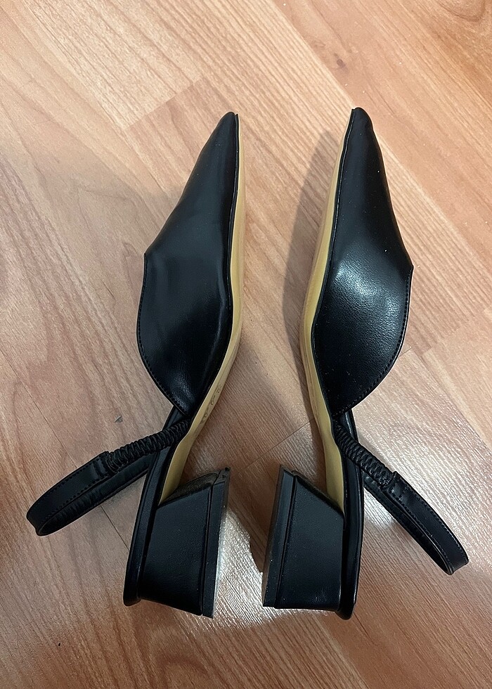 Siyah mat sivri burunlu kısa blok topuklu - Görsel 3
