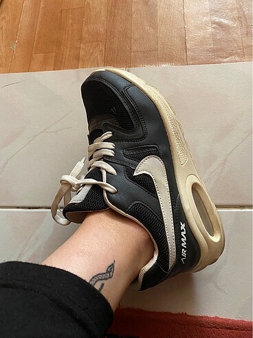 Nike spor ayakkabı