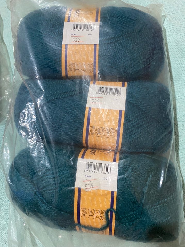 Yeşil Yün El Örgü İpliği - Görsel 2