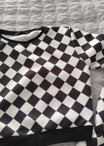 Kadın Kareli Fit Kesim Uzun Kollu Sweatshirt