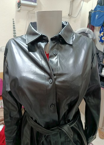 Kemerli Siyah Kısa Deri Kadın Ceket - Görsel 3