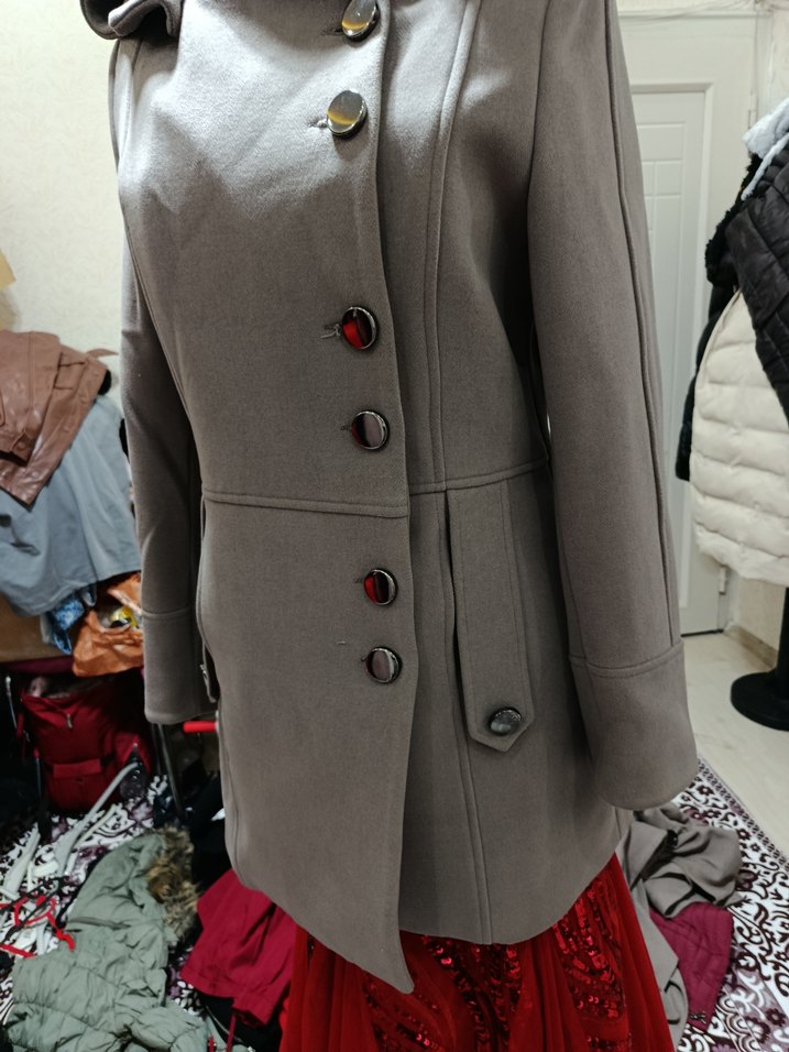 Kapüşonlu Bej Kaban - Görsel 3