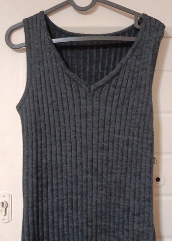 Gri V Yaka Uzun Triko Elbise - Görsel 2