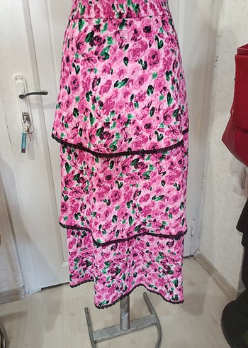 xl Beden pembe Renk Dantel Detaylı Pembe V Yaka Uzun Elbise
