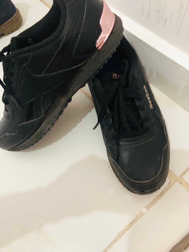 Orijinal Reebok marka Siyah Kadın Spor Ayakkabı - Görsel 2