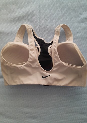 s Beden beyaz Renk Önden Fermuarlı Nike orjinal Spor Sütyeni
