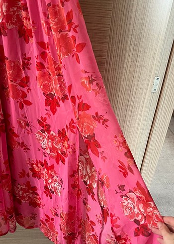 Pembe Çiçekli Uzun Bohem Elbise - Görsel 3