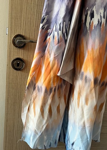 Bohem Tarz Uzun Batik Desenli Elbise - Görsel 3