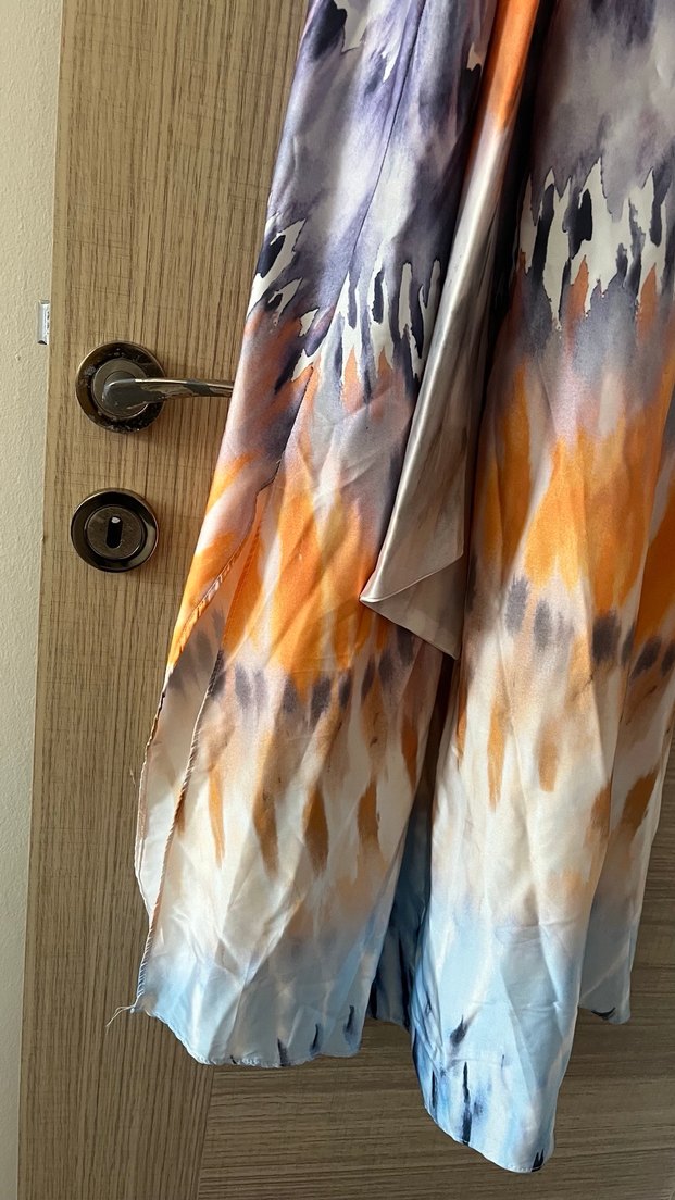 Bohem Tarz Uzun Batik Desenli Elbise - Görsel 3