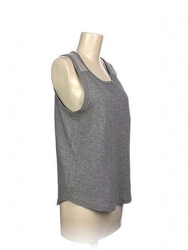 H&M H&M Bluz %70 İndirimli.