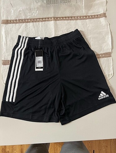 adidas şort