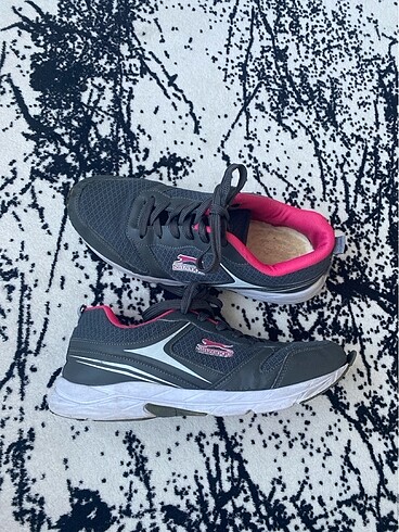 40 Beden Slazenger spor ayakkabı