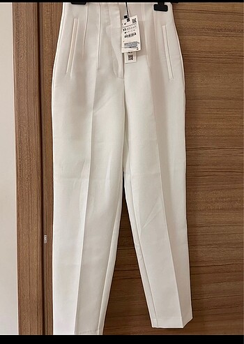 Zara kirli beyaz pantolon