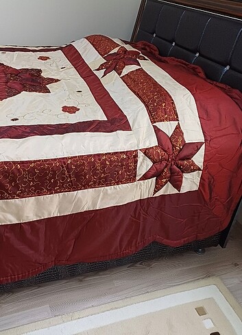 Beden bordo Renk Özdilek yatak örtüsü
