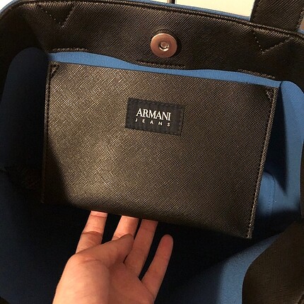  Beden Armani jeans çanta