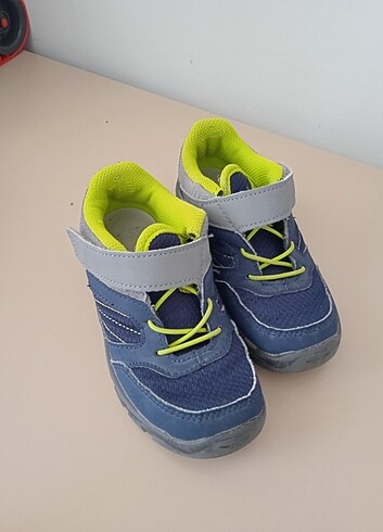 Decathlon snecar 