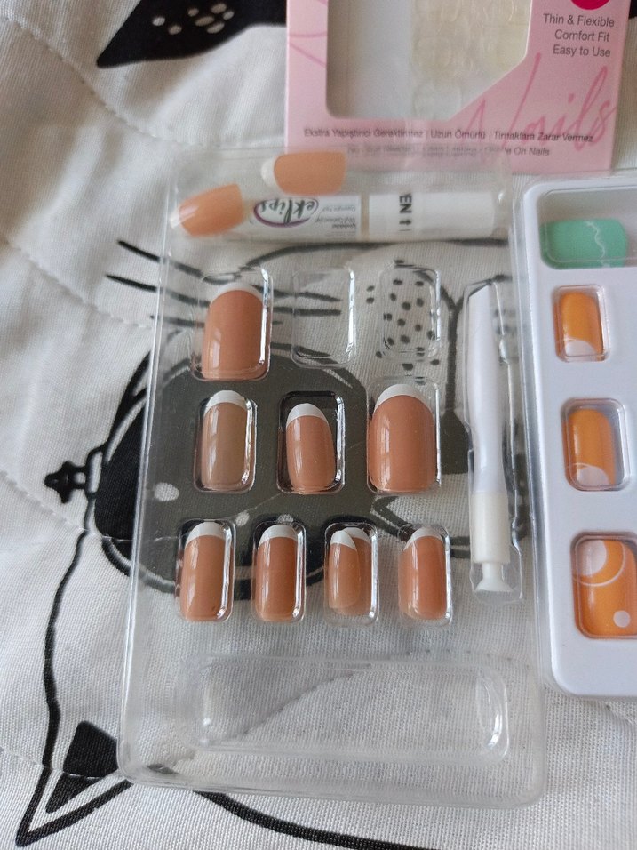 Nascita Pastel Beyaz Tırnak Süsleri - Görsel 2