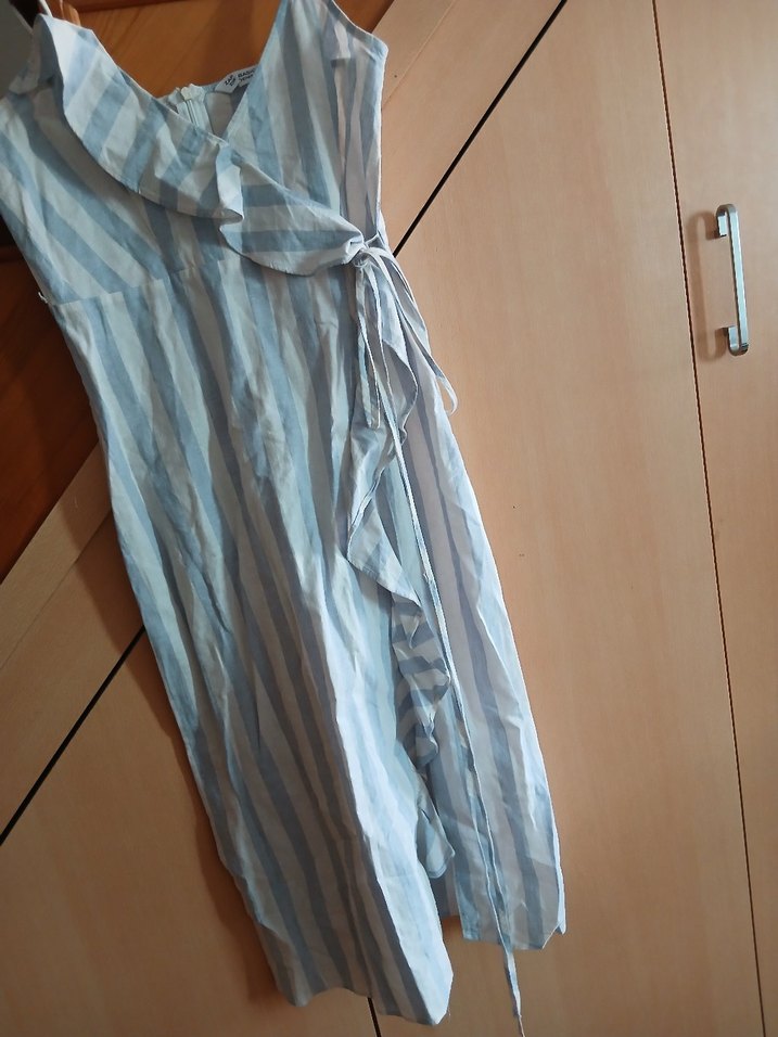 beyaz Çizgili V Yakalı Keten Midi Elbise - Görsel 2