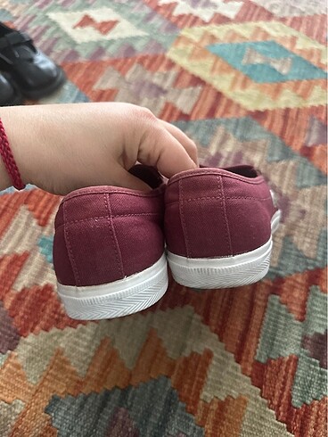 37 Beden bordo Renk Lacoste 37 numara