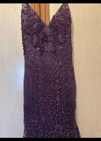 Mor V Yaka Dantel İşlemeli Uzun Abiye Elbise - Görsel 3