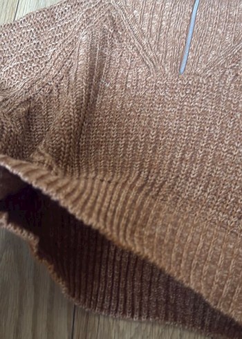 Kahverengi Yaka detaylı Kadın Kazak - Görsel 4