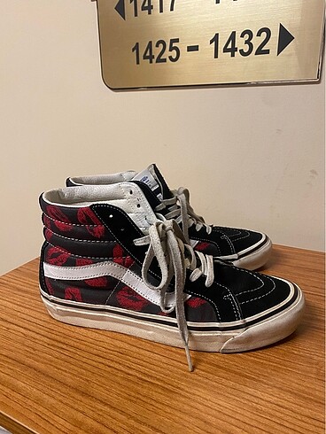öpücüklü vans