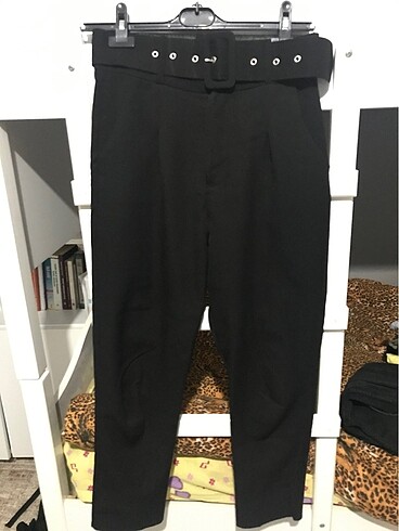 Kemerli Kumaş pantolon