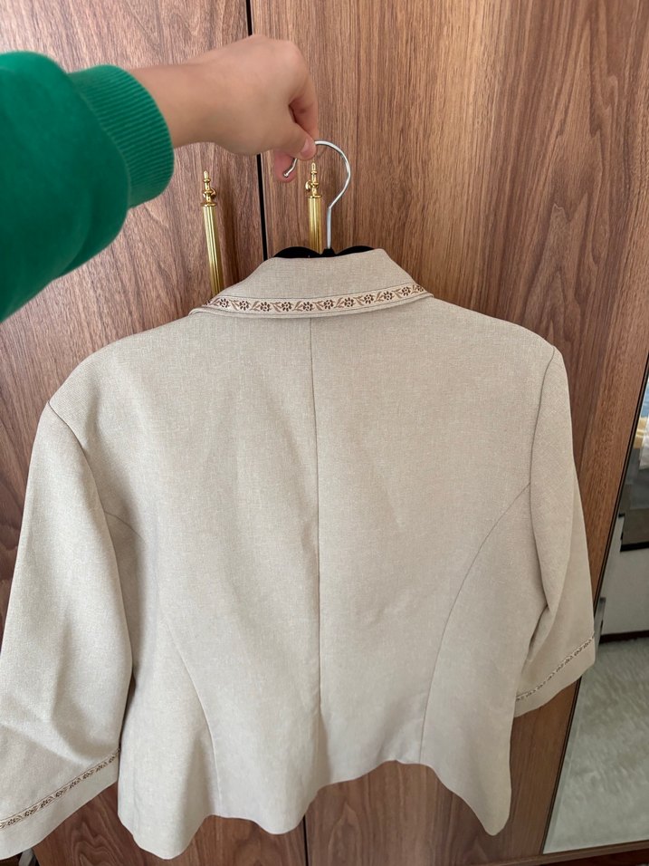 Düğmeli Bej Keten Kadın Blazer - Görsel 5