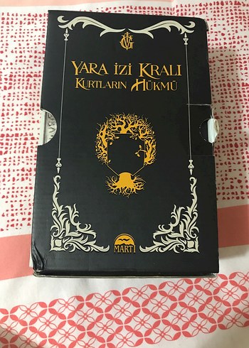  Leigh Bardugo Yara İzi Kralı Kurtların Hükmü Grısha Verse