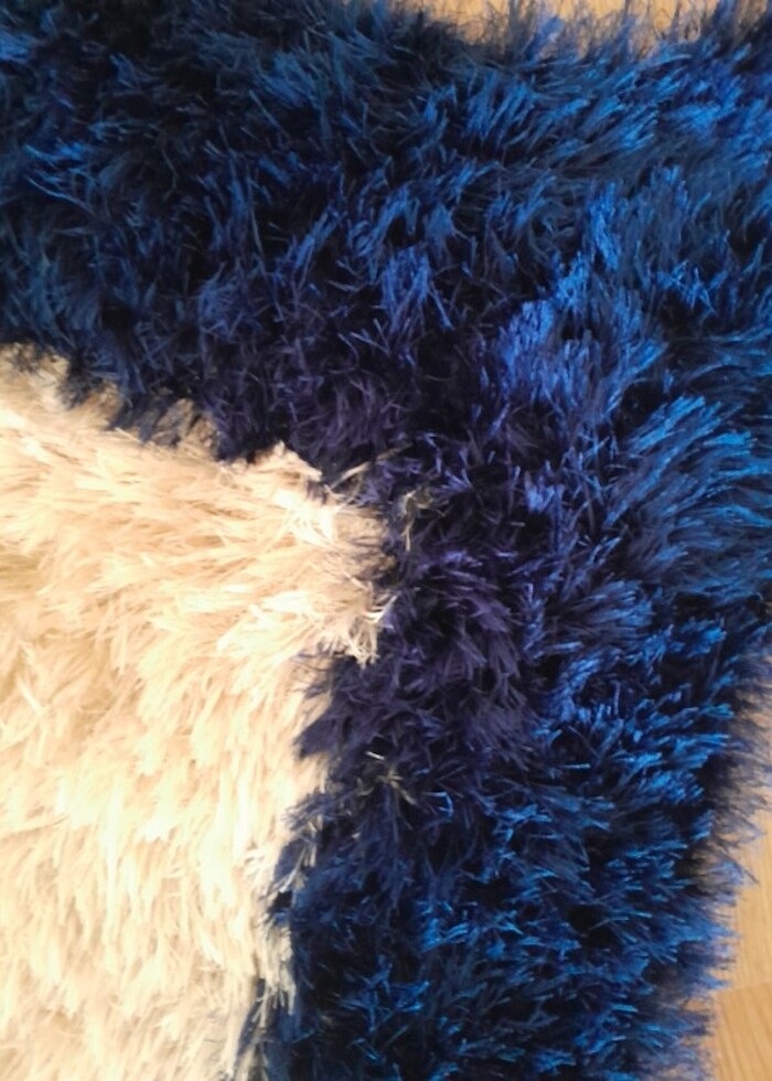 Sakal ipten örülmüş harika bir halı - Görsel 2