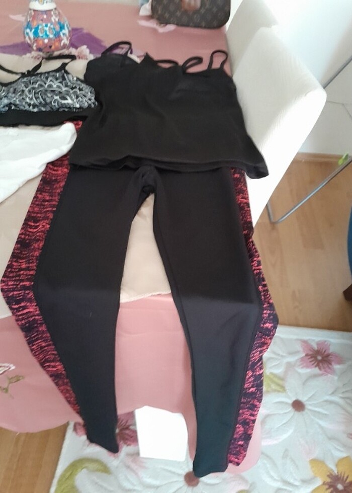 3 markalı spor kıyafeti - Görsel 4