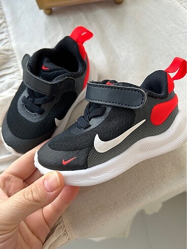 21numara Nike spor ayakkabı